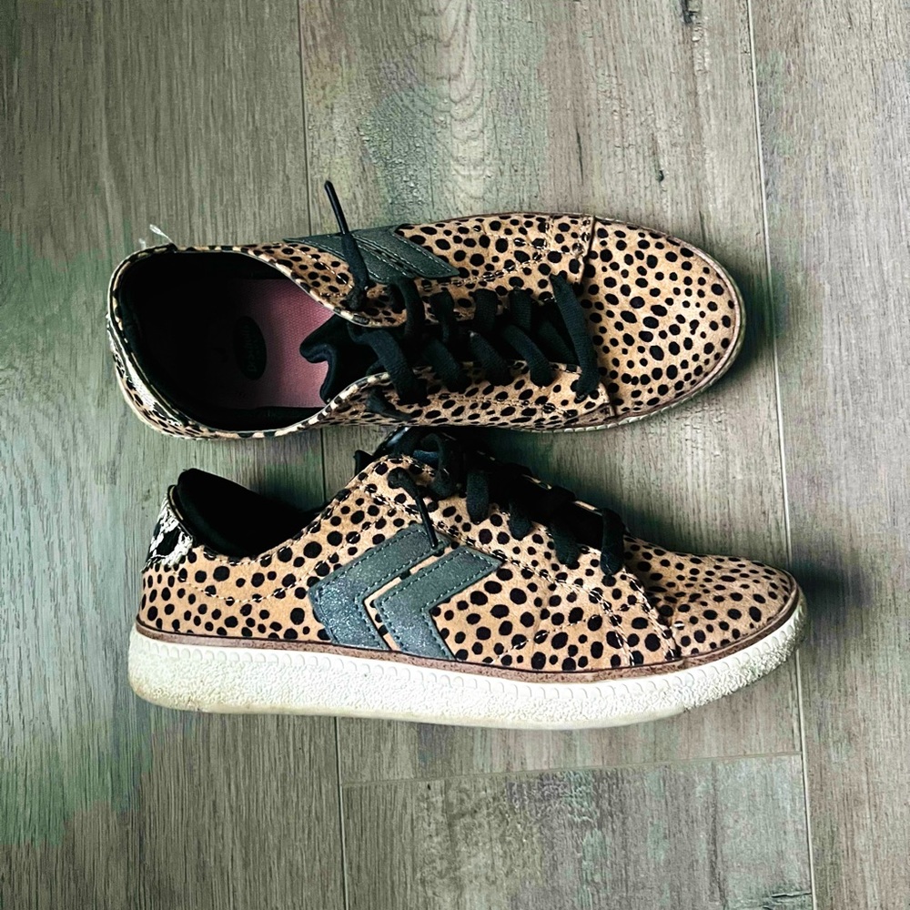DR. SCHOLL'S LEOPARD LACE UP SNEAKERS SWEET KICKS SIZE 6